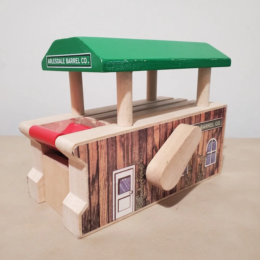 Thomas & Friends Wooden Railway Arlesdale Barrel Co. Loader 1996 Vintage Wooden